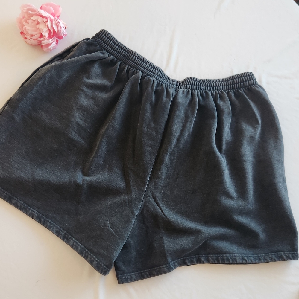 🏷️SKIMS Boyfriend Fleece Lounge Shorts Ash Black 4X - Picture 12 of 12